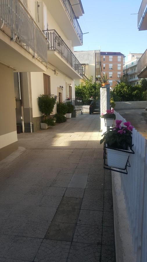 Lamezia Park Apartments Lamezia Terme Zewnętrze zdjęcie